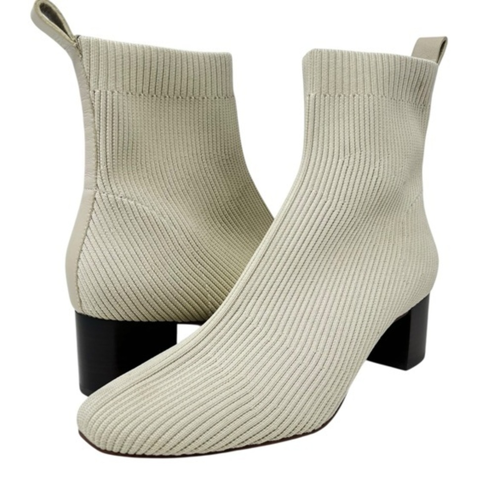 Everlane Cream Ribbed Ankle Booties